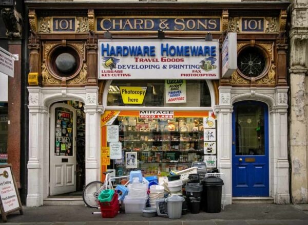 Chard & Sons, photographed by Vici MacDonald at Shopfrontelegy